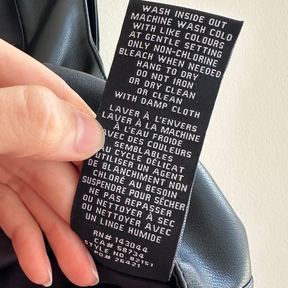 7 For All Mankind Black Faux Leather Corset Crop Top, Size Medium - Picture 9 of 16